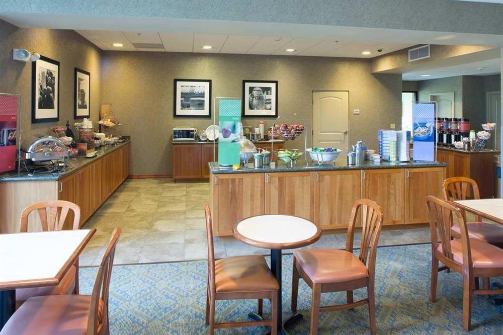 Hampton Inn Sayre Restoran gambar